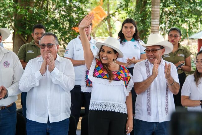 Mara Lezama da el banderazo de la rehabilitación del ramal a Javier Rojo Gómez . Proyecto estratégico con inversión y beneficios regionales.