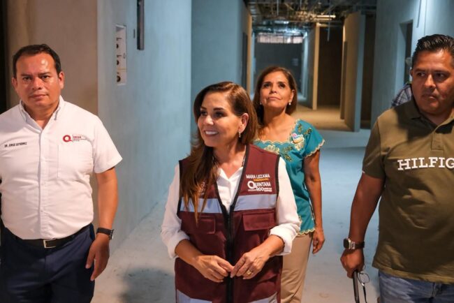Mara Lezama durante supervisión del nuevo Hospital General de Felipe Carrillo Puerto