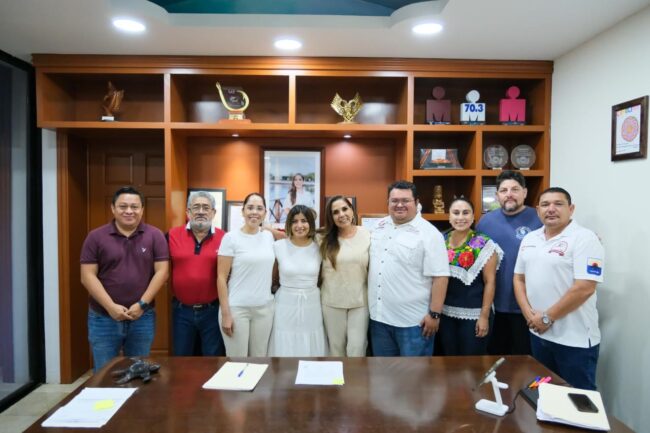 Mara Lezama y José Luis Chacón impulsan proyectos estratégicos en Cozumel con obras de salud, movilidad y turismo.
