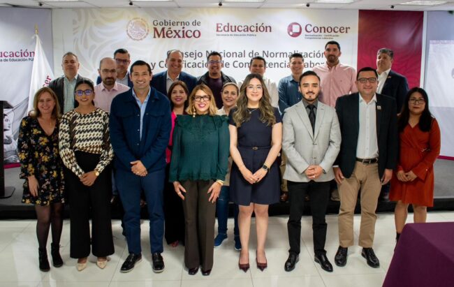 Quintana Roo crea el primer Comité Nacional de Alta Especialización y fortalece la certificación jurídica con el sistema SEP–CONOCER.