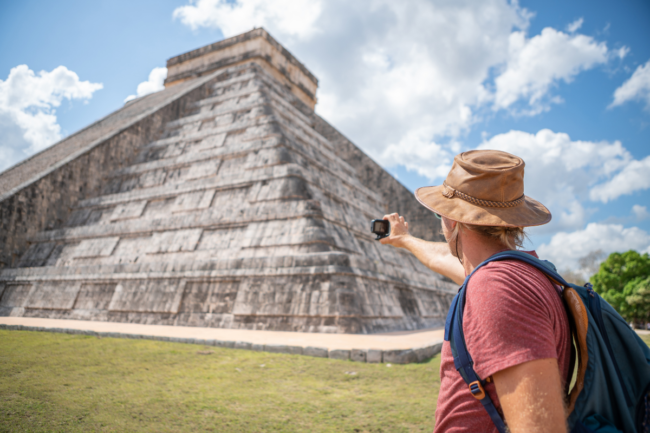 Destinos virales transforman el turismo en México. Descubre cómo las redes sociales TikTok e Instagram impulsan nuevas tendencias de viaje
