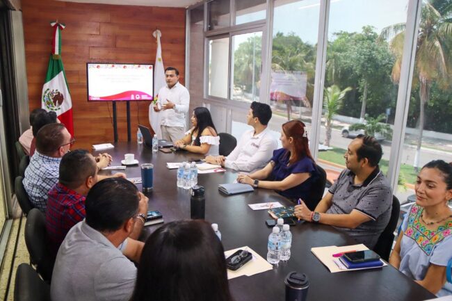INMAYA fortalece los Derechos Humanos del Pueblo con conferencia en el IQTP en Quintana Roo con enfoque intercultural y social.
