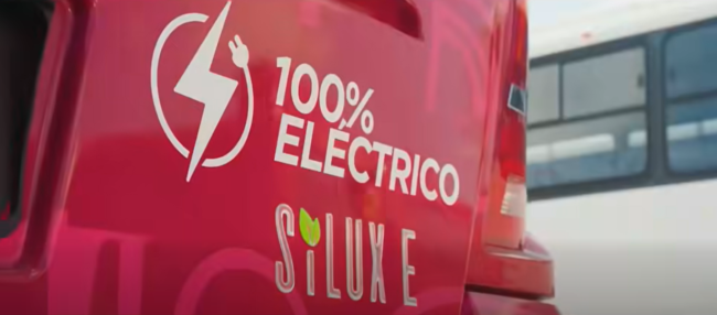 SERVICIO MOBI sobre el Puente Nichupté inicia pruebas gratuitas con pasajeros. Mara Lezama destaca movilidad moderna y transporte sustentable.