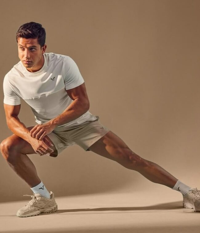 ropa deportiva moderna