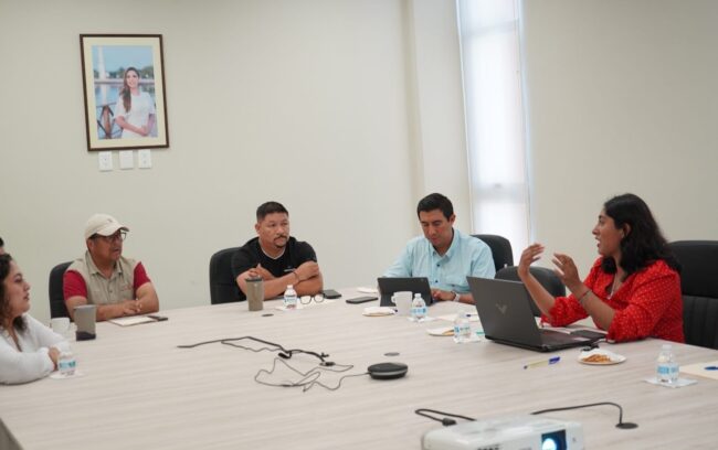 AGEPRO e IMOVEQROO, movilidad en Cancún, transporte en Benito Juárez, proyectos estratégicos de movilidad, sistema de transporte Cancún, Carlos Flores Hidalgo, Rafael Hernández Kotasek, 
