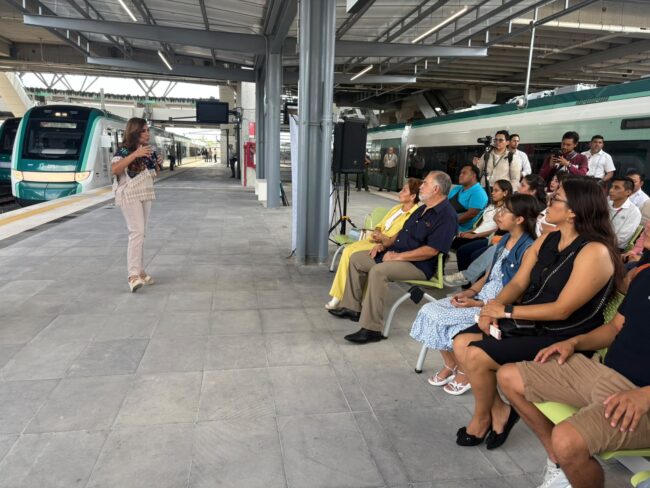 Tren Maya reanuda ruta Cancún Playa del Carmen con cuatro viajes diarios.