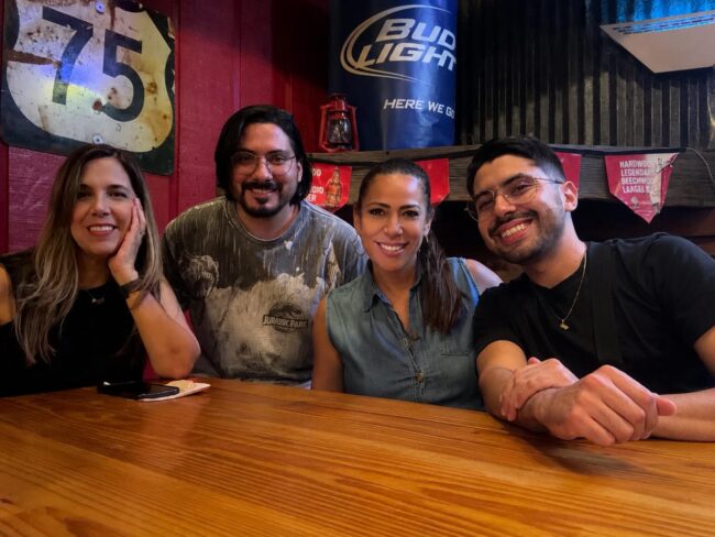 Todo comenzó con un viaje a Houston que jamás imaginé. Llegué a Monterrey para acompañar a mi papá después de un accidente. Fans AC/DC