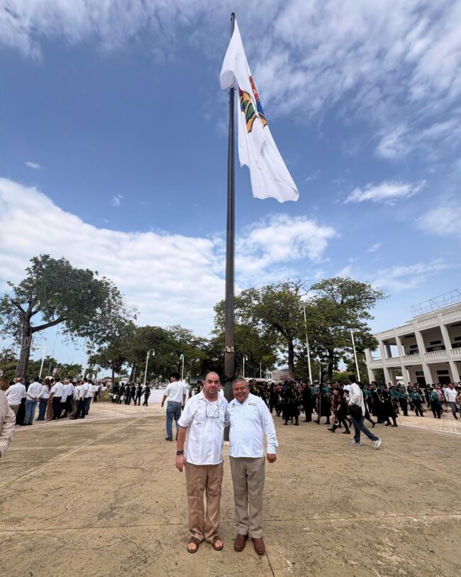 Quintana Roo celebra 52 años como Estado Libre y Soberano con Mara Lezama y la participación del INMAYA en una ceremonia cívica.