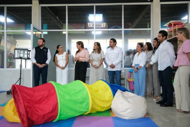 Mara Lezama y Heyden Cebada encabezaron la inauguración del CECOFAM Chetumal, que proyecta brindar más de 9 mil servicios anuales.